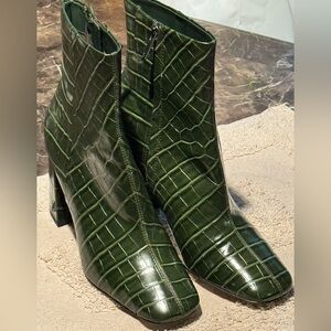 Sam Deep Emerald  Velvet Croc-Embossed Heeled Boots